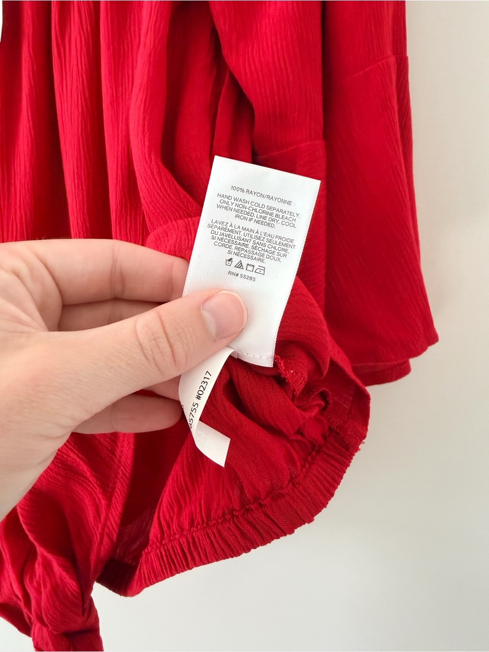 Express Red Off-the-Shoulder Tie-Hem Blouse - Picture 4 of 6